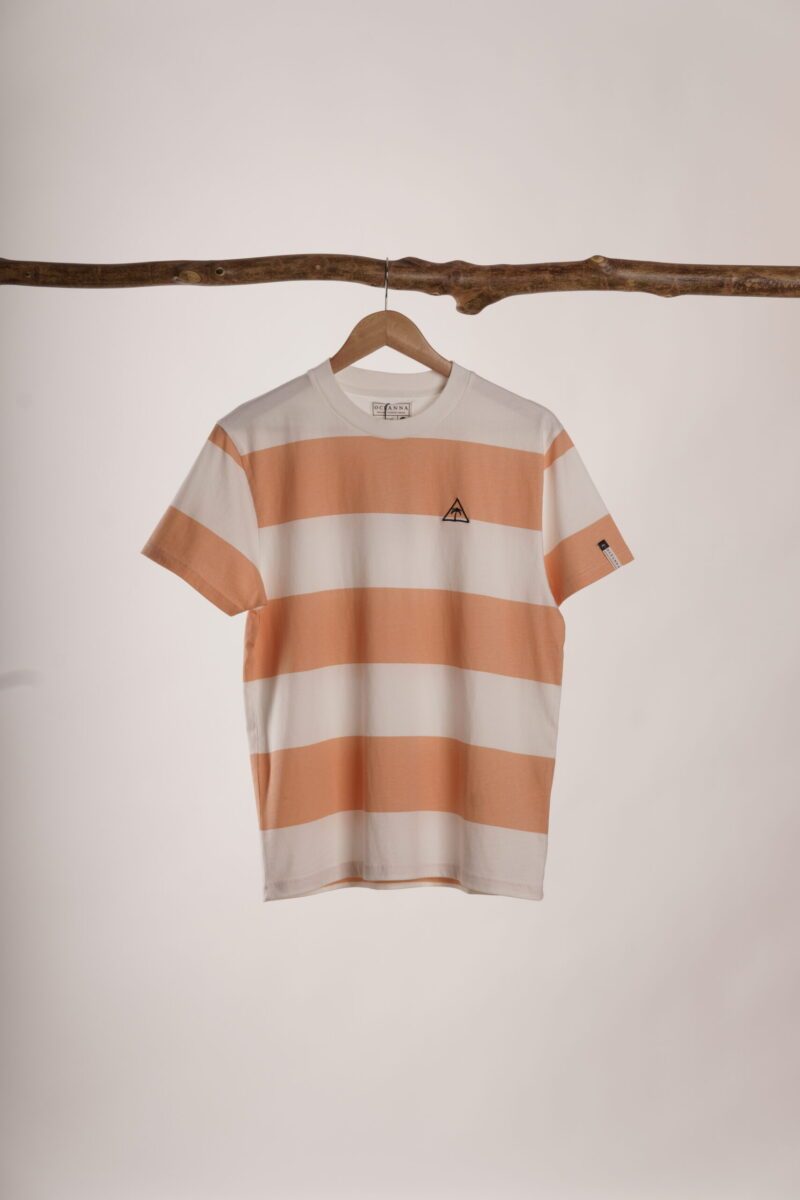 Camiseta de manga corta de algodón orgánico de rayas blancas y naranjas unisex.