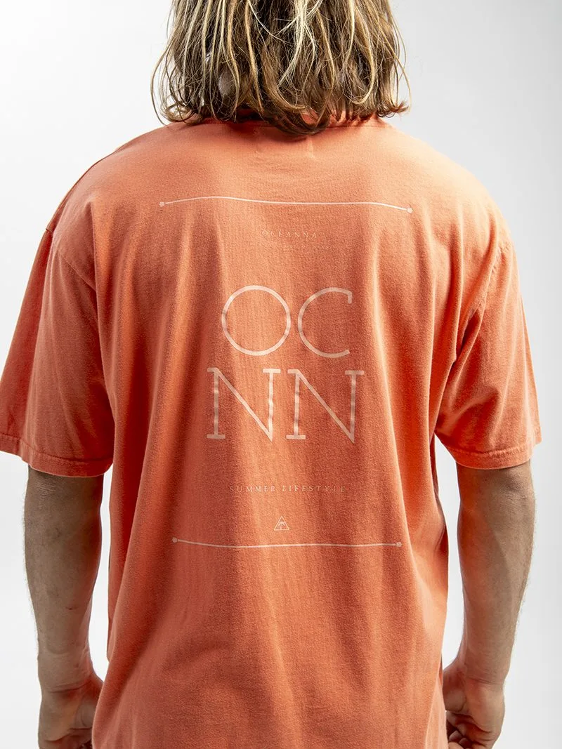 Camiseta hombre manga corta coral desgastado, logo OCNN espalda, sostenible, algodón orgánico